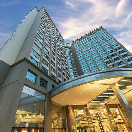 Eastin Hotel Kuala Lumpur Петалинг Джая Екстериор снимка The hotel's main entrance