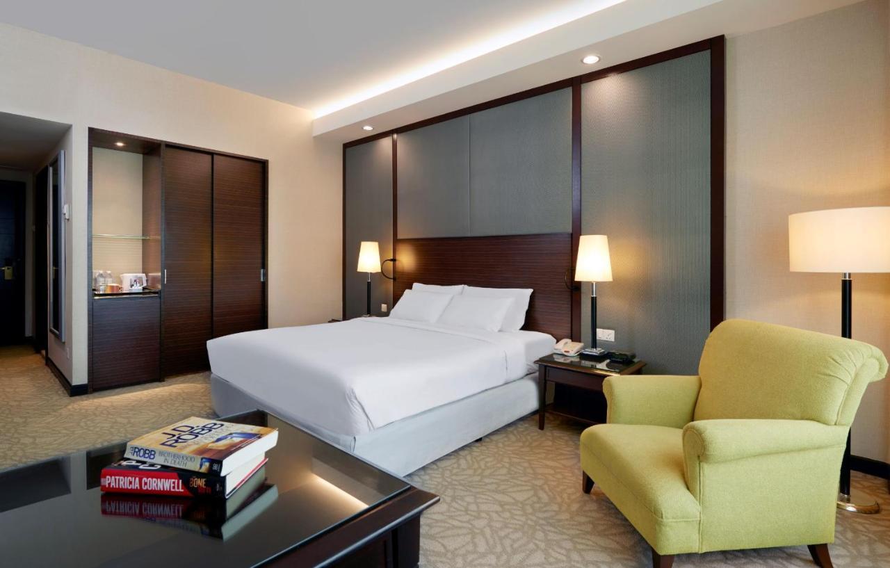 Eastin Hotel Kuala Lumpur Петалинг Джая Екстериор снимка Deluxe Room