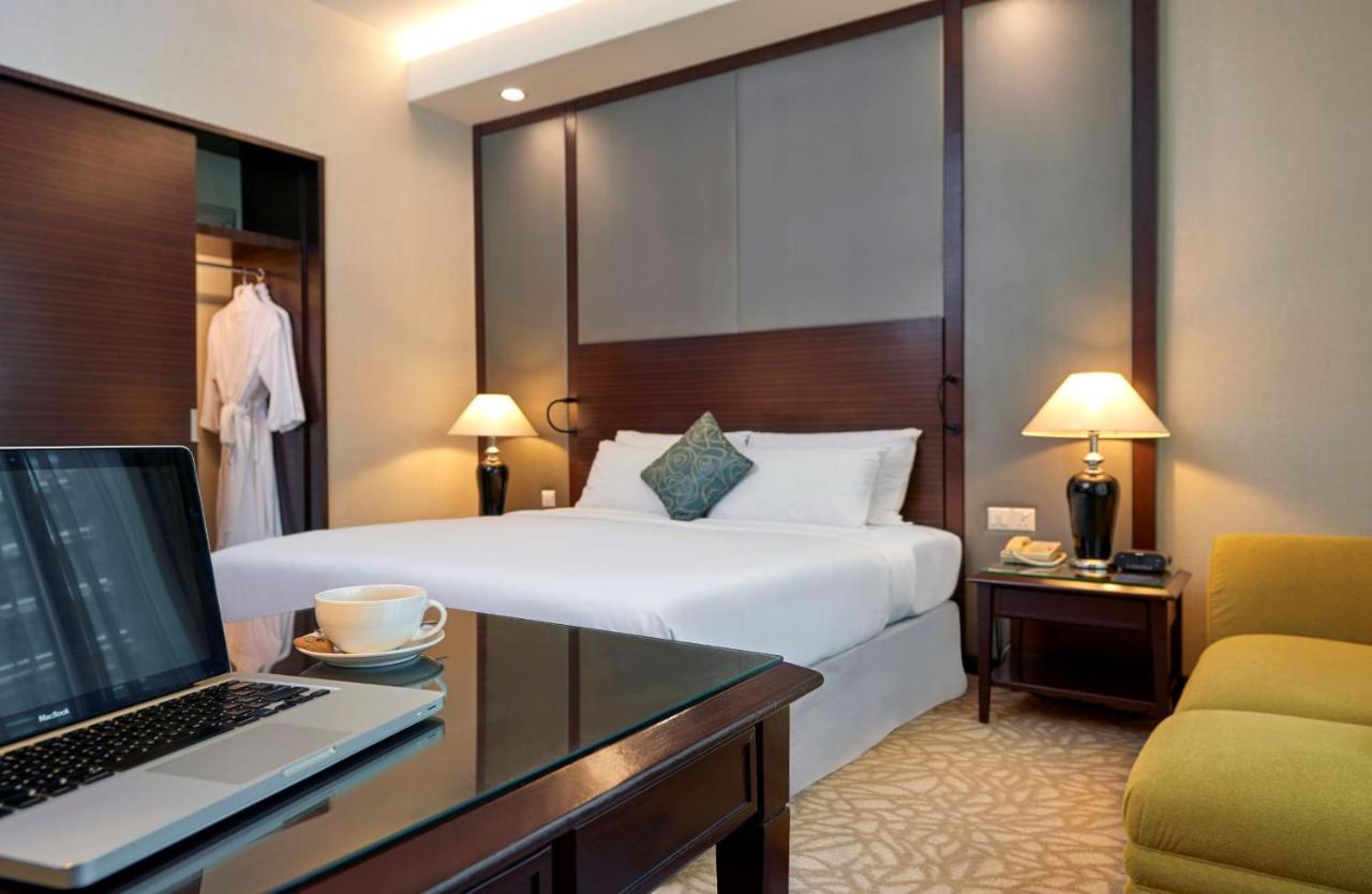 Eastin Hotel Kuala Lumpur Петалинг Джая Екстериор снимка A room at the hotel