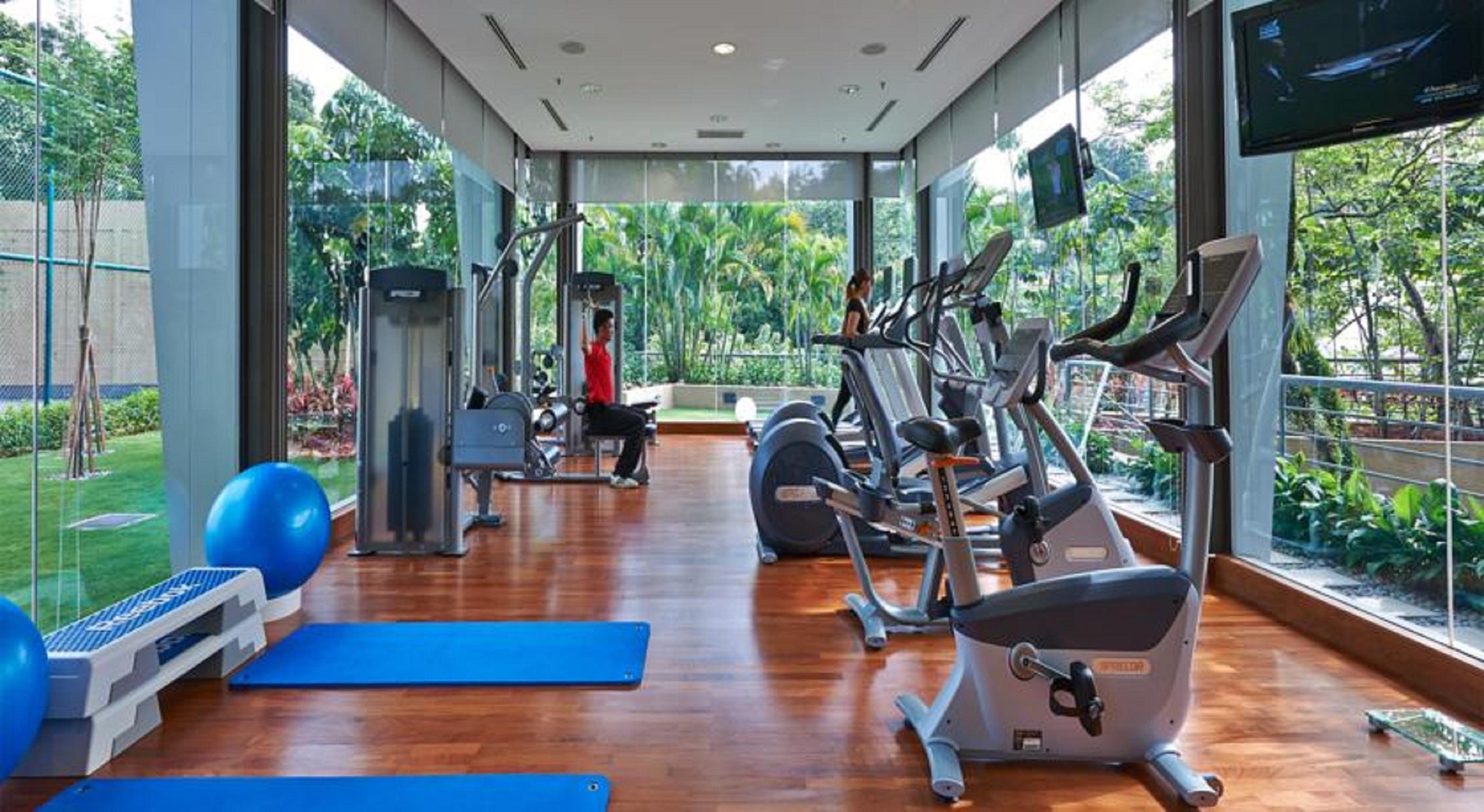 Eastin Hotel Kuala Lumpur Петалинг Джая Екстериор снимка The gym at the hotel