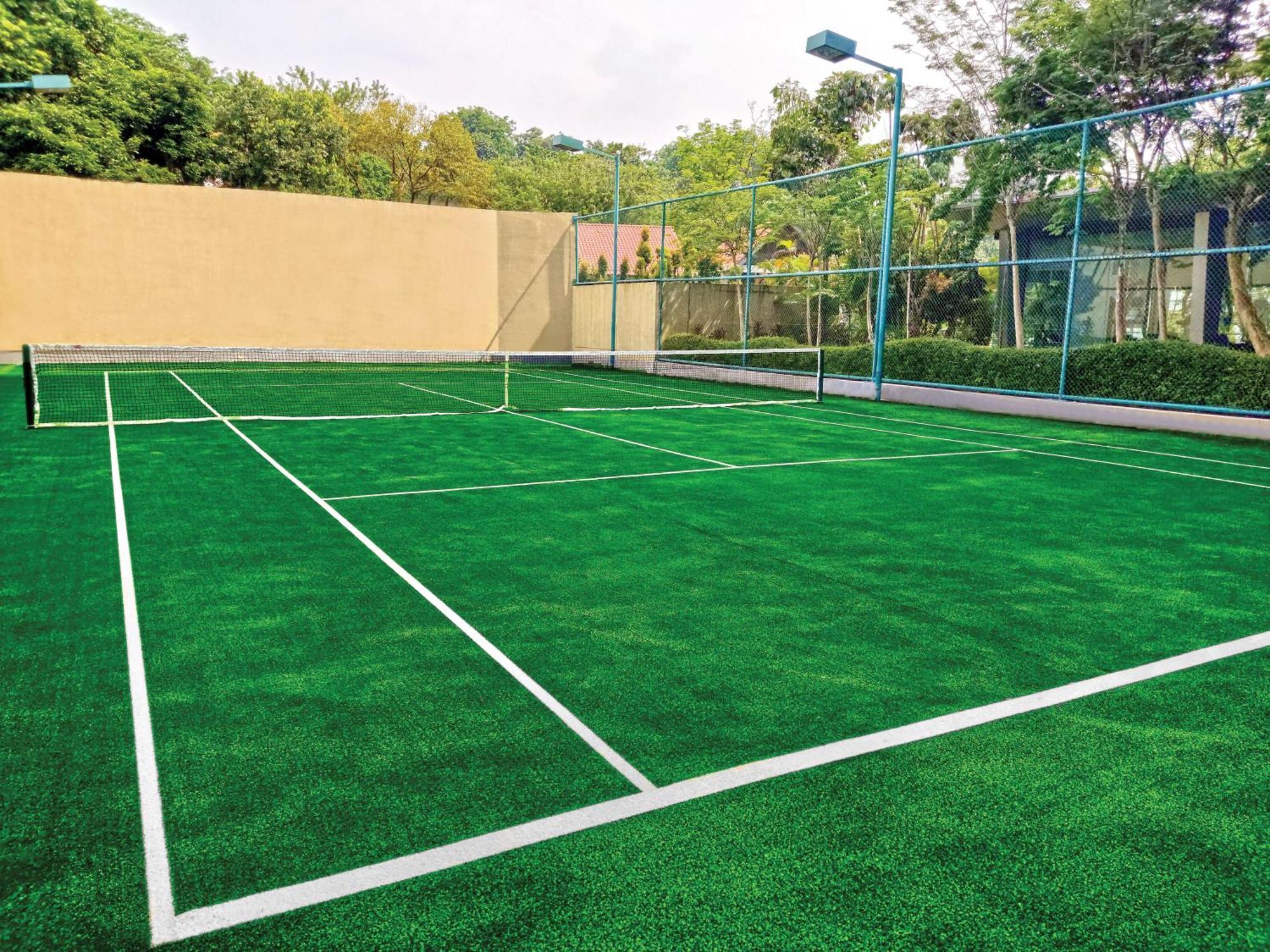 Eastin Hotel Kuala Lumpur Петалинг Джая Екстериор снимка Tennis court