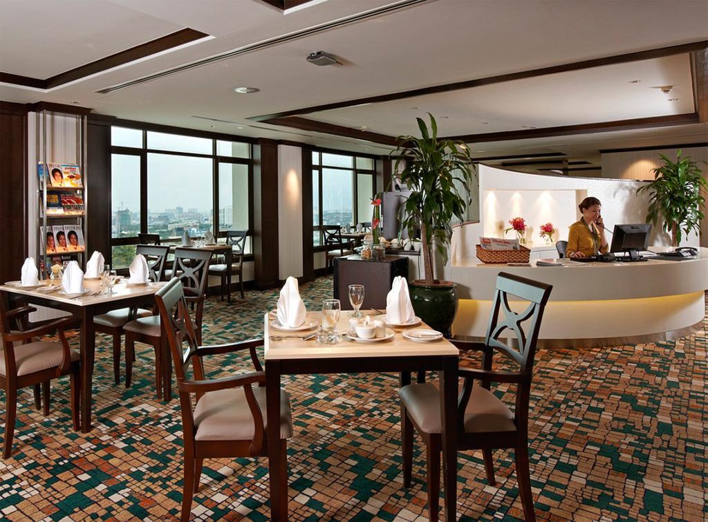 Eastin Hotel Kuala Lumpur Петалинг Джая Екстериор снимка The restaurant