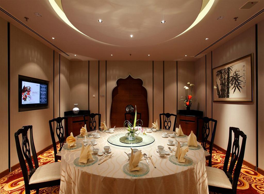 Eastin Hotel Kuala Lumpur Петалинг Джая Ресторант снимка A private dining room at the restaurant