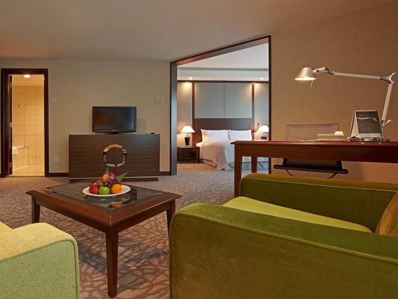 Eastin Hotel Kuala Lumpur Петалинг Джая Екстериор снимка Suite