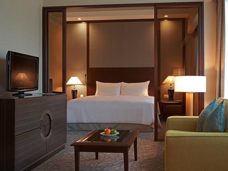 Eastin Hotel Kuala Lumpur Петалинг Джая Екстериор снимка A suite at the hotel